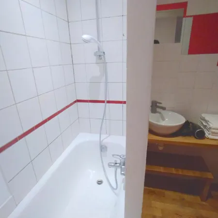 Appart Saint Pierre Parking Free Apartment *